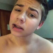 A page dedicated to Cody Herbinko's Dick
CLH no longer follows