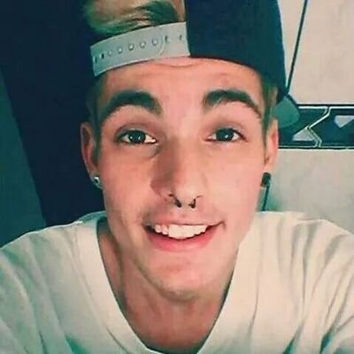 AMENDO BOBO YEAH