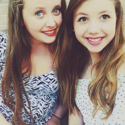 @realbeautybabes aka chloe and eden are my fave youtubers theyre adorable ❁
@realbeautybabes followed and tweeted @ 12:14AM on 06/28/14 and faved the same day❁