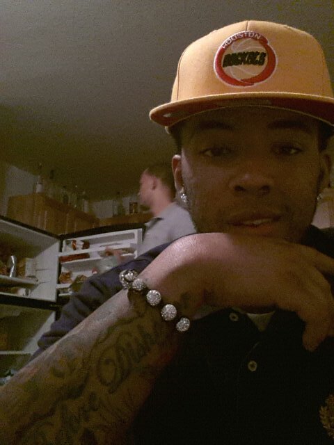 Instagram: @Yo_its_dville                                   Hustle until your idols become your rivals