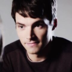 SuaveVarlet's profile picture. I partied in College and one little liar got the best of me. [[#Suave]]