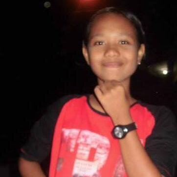 sararizky's profile picture. 