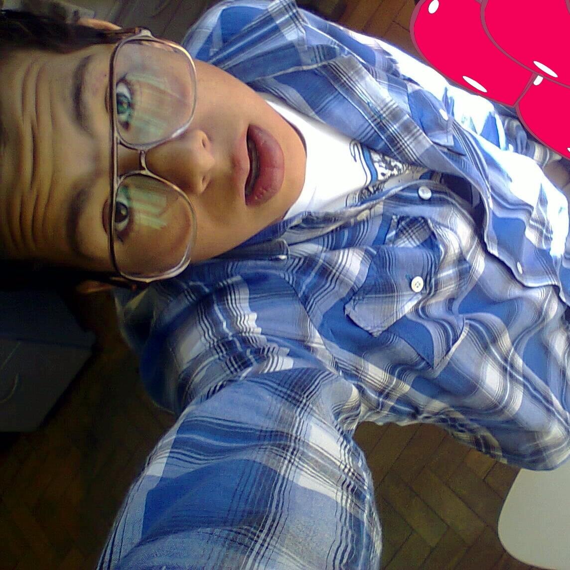 Que é pra eu cuidar, que é pra eu amar, te amo ♥ -Eduarda L