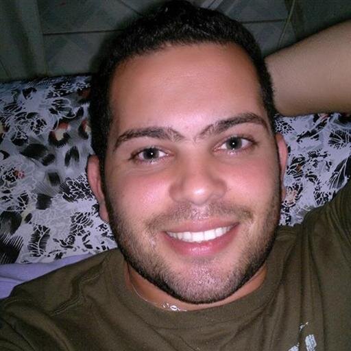 Ás vezes, as correntes que nos impedem são mais mentais do que físicas. Pense, pois muitas vezes amarram você em nada e você acredita!