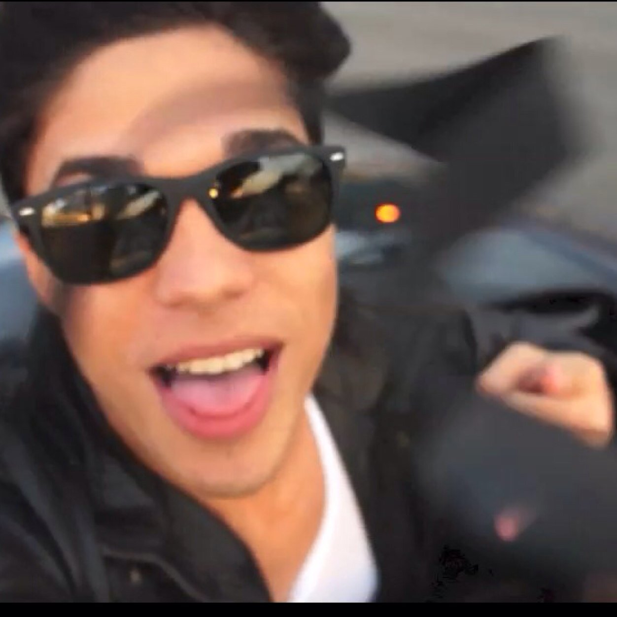 heitorm_p9's profile picture. Tenho 14 anos, comecei o Hobbie de skatista a pouco tempo, quero seguri a profissão de bombeiro e breve cursarei enfermagem