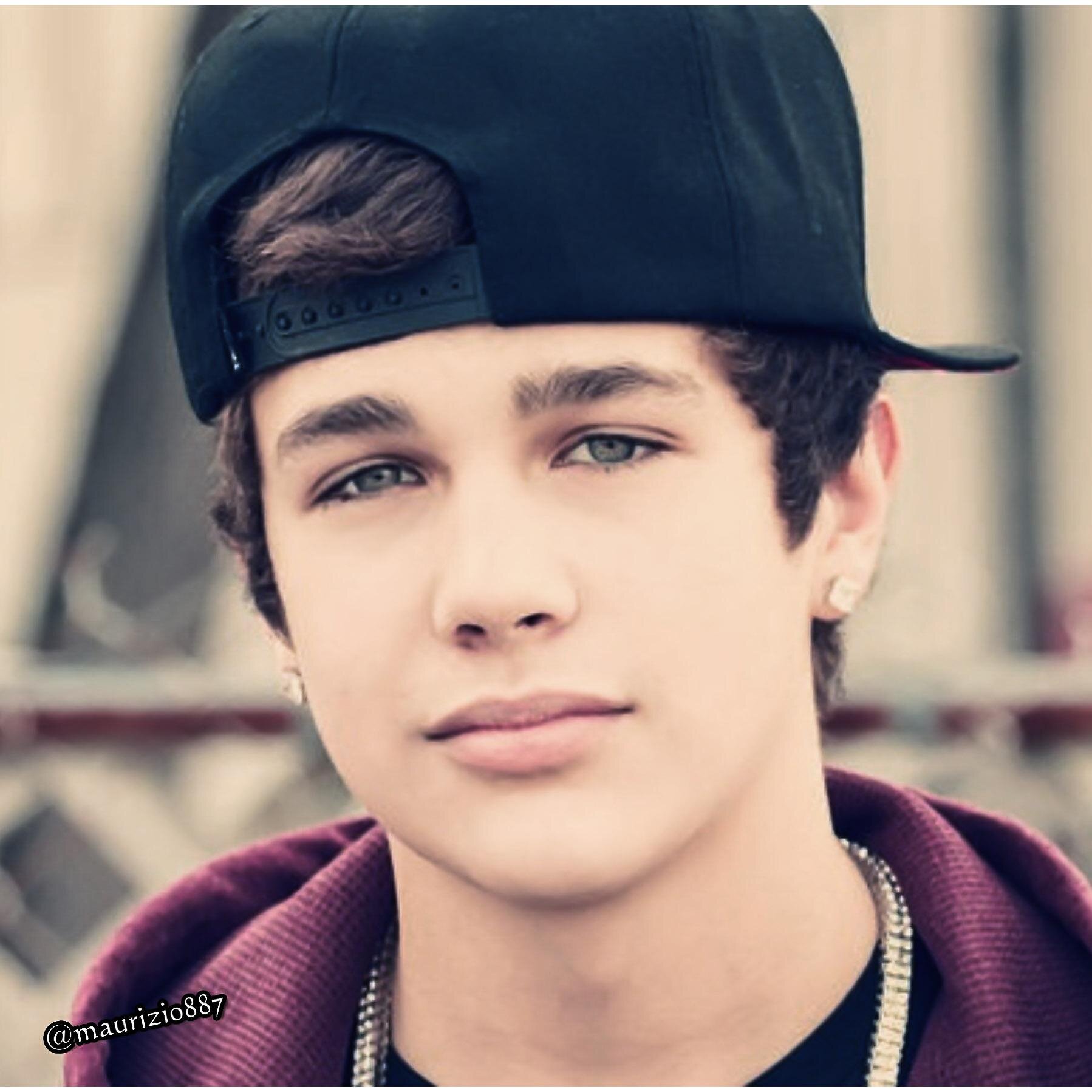 I LOVE AUSTIN MAHONE!!!!! mahomie for life