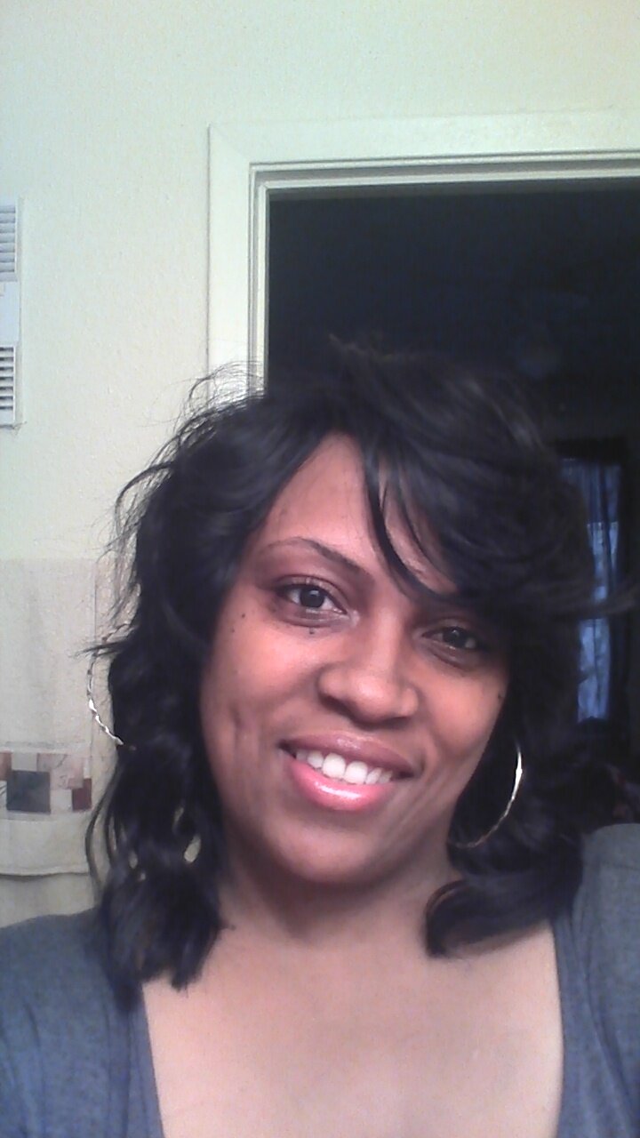 leslietrinzoe's profile picture. Live,Love&Laugh