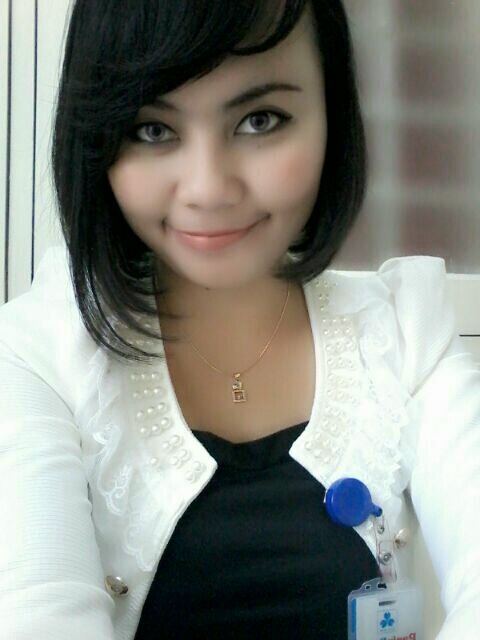 Ikha_Adam's profile picture. Santai......