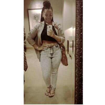 Instagram : _marissa_angelique_
SnapChat : loveritzee
Kik : _iAmRitz_