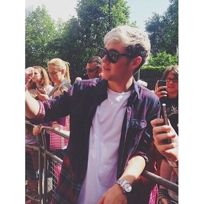 you just got a free follow from @njhkc