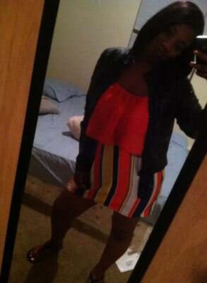 19 | Live . Laugh . ♡♥ . Get $$|  fmoi: shesblessed_