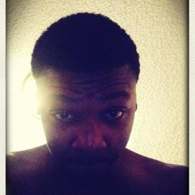 Former Amateur Comp. COD player for Black Ops II. Starting Youtube Commentaries soon, Cool Guy. I love to laugh and interactive with only certain people..