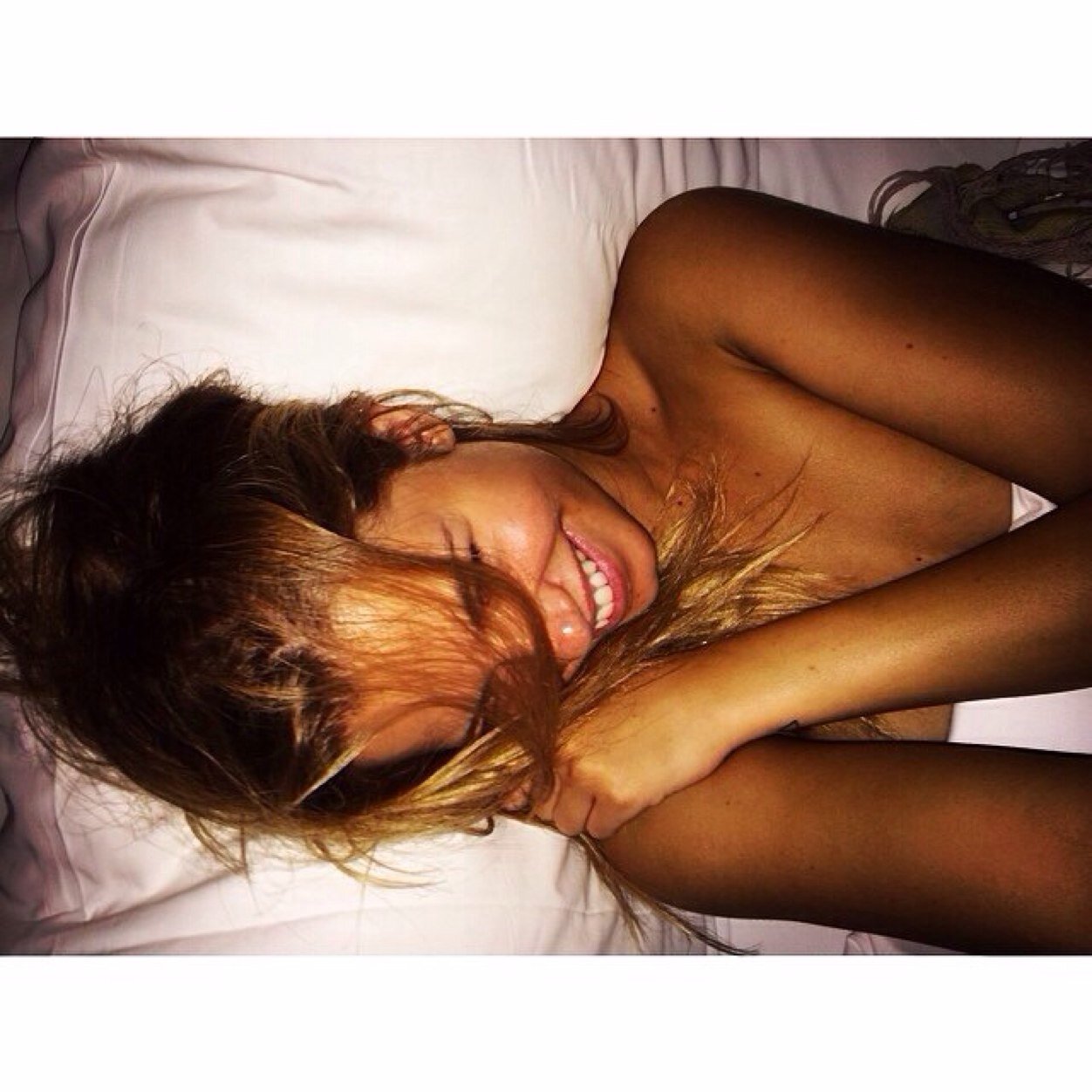 ⠀⠀⠀⠀⠀⠀⠀⠀⠀⠀⠀⠀⠀⠀plastics do it better. ♡