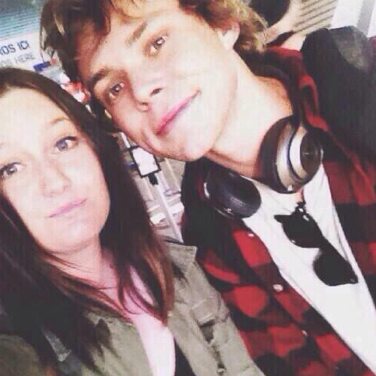 You'll meet your sunshine soon, don't give up. They're just busy making other people happy at the moment. ♡
