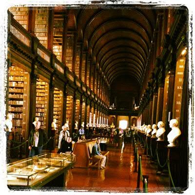 buecherundso's profile picture. Lesen und hören bildet, egal was du hörst oder liest. Deshalb schnappe dir ein #Buch, #Hörbuch oder #eBook und lasse dich von den Geschichten faszinieren.