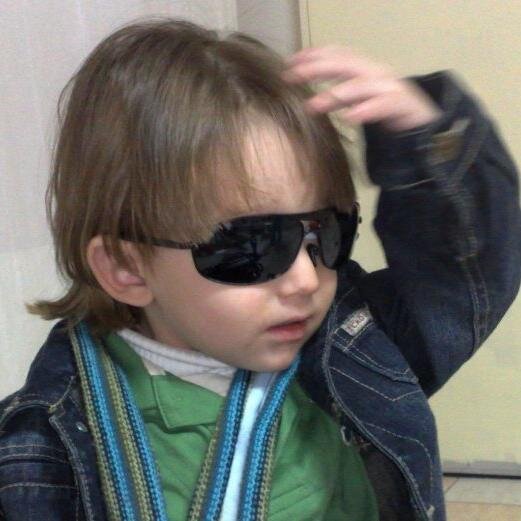 azedineislam66's profile picture. 