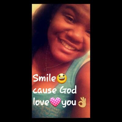 HEY!♥New twitter#FollowBack #HellaCool  IG@krisstina_mariee