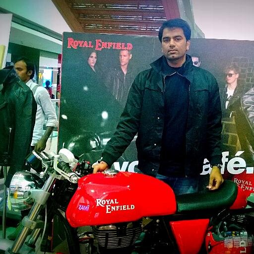 Ride,Basketball,books,movies&love for family and one's neighbor,such is my idea of happiness. what more can the heart of a man desire?