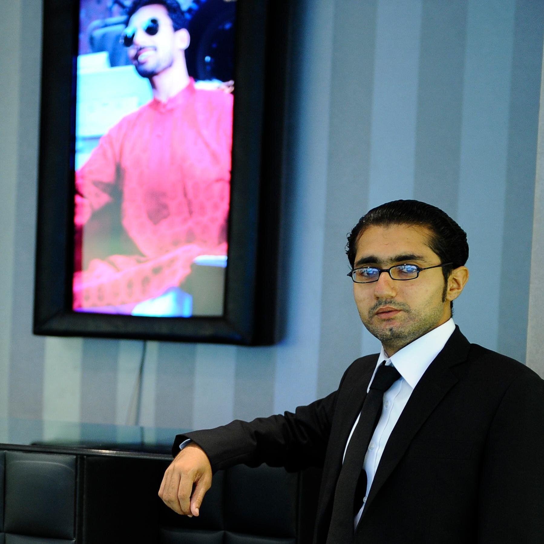 RizziKsr's profile picture. 