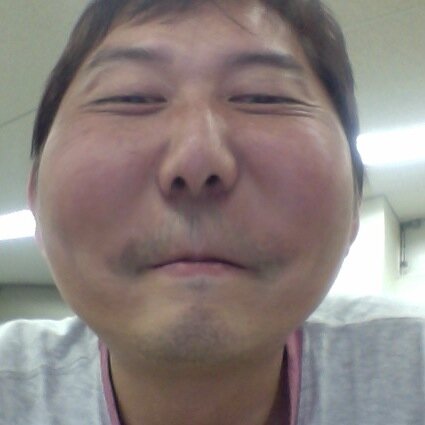エンタメ会社で色々制作＆なんかやってます、PやらDやらコーディネイトやらアシストやら、この不景気なんで基本選びません。アイコンは加工してますが、そんなに変わらないです。