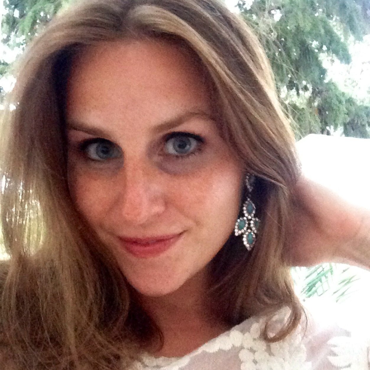 CaroDrr's profile picture. private equity investor, INSEAD 16J, golfer, dog trainer, healthy food & fitness enthusiast, yogista, traveler, loves shoes and nailart