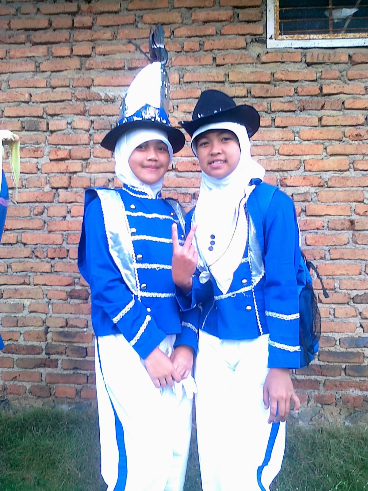 Follback? Just mention ;) !http://t.co/UjaFRqGusl