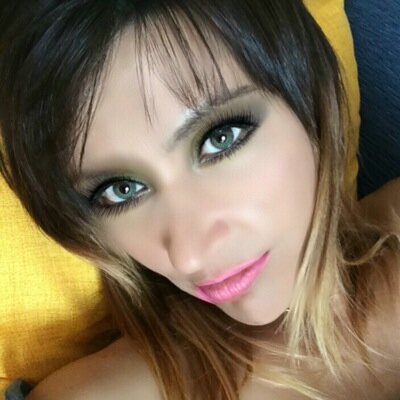 DineDaila's profile picture. Senza emozioni il tempo è solo un orologio⏰ che fa tic-tac…