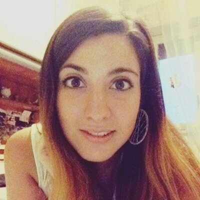 I'm a girl who love smile... My idol is Emma Marrone... Follow me...Kiss and Hugs ❤️❤️❤️