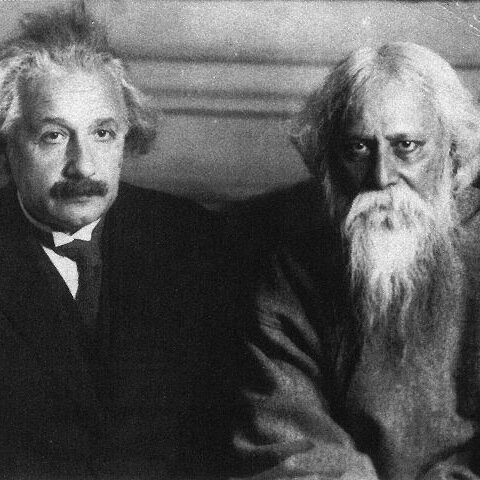 Lesarmesmiracu's profile picture. http://t.co/Fxh9BAFO70 est un blog collectif à visée éducative & non lucrative,fondé sur les découvertes d'arpenteurs de textes de différents horizons.