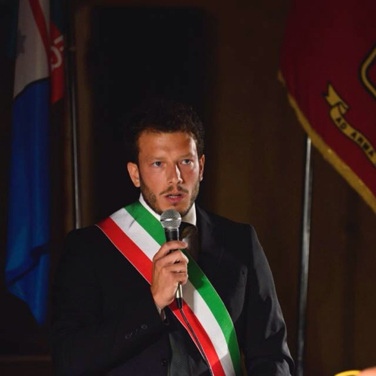 Ho 28 anni, mi sono candidato per imprimere una direzione di marcia diversa a una città e a una comunità che hanno bisogno di freschezza e di un nuovo respiro