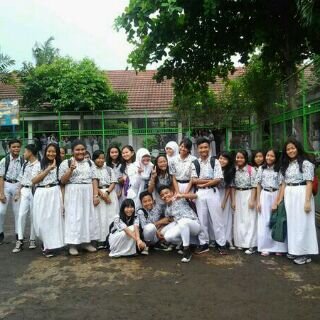 8Creativefun's profile picture. Official account class 83 150jhs'33 2013/2014.36siswa,satu keyakinan dan satu tujuan♠solidaritas akan selalu dinomor satukan☺The best thing for us♡♡♡