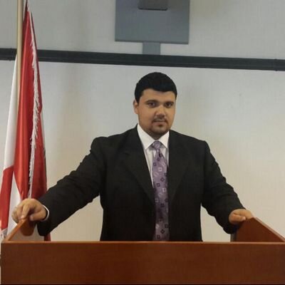 ‏‏‏أستاذ في التعليم الثانوي لمادة اللغة العربية
حائز على الدكتوراه في اللغة العربيّة وآدابها
إجازة في الفنون والآثار