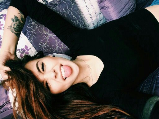hey this is slimshcdyy i had to make a new one bc i forgot my password so yea