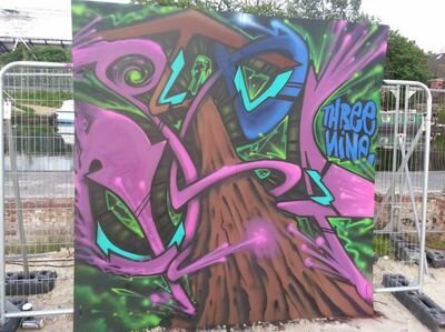 Graffiti  writer, artist. Destroyer and creator all in one. I change spaces
anarcho-socialist
Dad of four
No gods, no masters just class war!