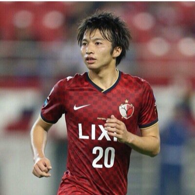現在、高校生。趣味は、サッカー観戦、特にJリーグ中心に観戦中。好きな選手は山口蛍、柴崎岳。海外リーグをちょくちょく拝見。将来は、世界を旅してサッカー観戦などをするため努力中。