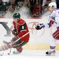 Follow if you want some gold hockey tweets;)