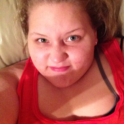 Name is Jessica. 19 years old. Bevill State!(:! #TeamLakers #WarEagle