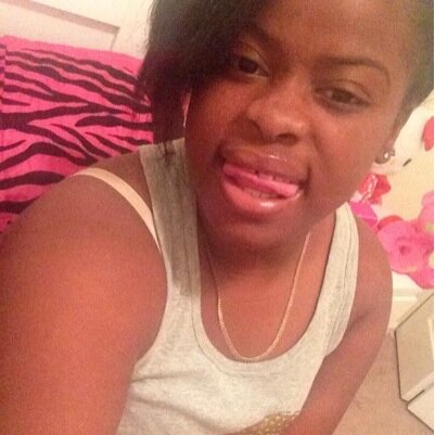 16 // main bitch Lolo // 15|1|98 // All of me (8)// Hubby Was Hya