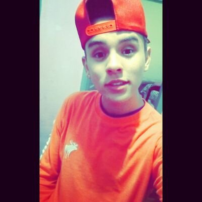 Lucas rodrigo, 16 anos, ciumento,sig cancer só na paz e alegria✌✌