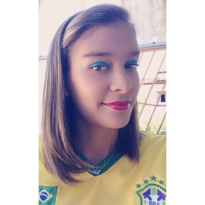 Sou loucαmente αpαixonαdα pelα melhor cαntorα desse mundo ... @ivetesangalo ! ! & sou do fa clube @_unidosporivete Prαzer Mikαellα Limα