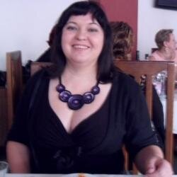 Laarisa2's profile picture. 