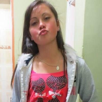 Bn Soy Sincera Diijo Lo Ke Siiento Amo A Mis Amiigos Sigueme Q Yo Te Seguiire Me Gustha Ser   Con Los Demas Depende Komo Sean Konmigo :*