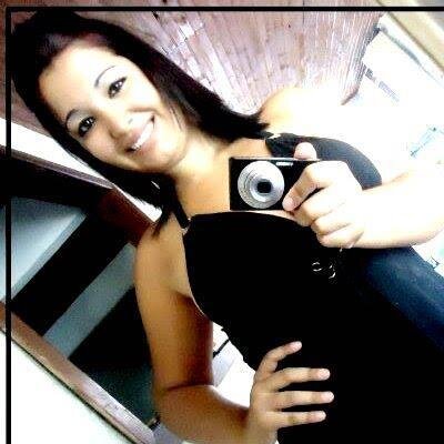 O seu sorriso tem o “poder” de me fazer sorrir também. Bob Marley