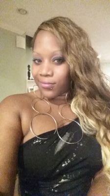 having fun and living life because you only have one! LiveLaughLove #TeamAssSoFatEnt #TeamBisexual #TeamCapricorn #TeamBigBooty