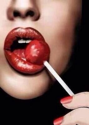 I manual RT, love #'s & say fuck a lot. Submissive, filthy, flirty brat of a girl who loves strong men & well used words. Finding strength in my own voice.