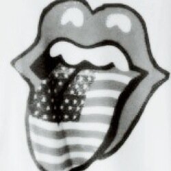 FREE FOLLOW!! FOLLOW @ANGELICFLAWS ((: