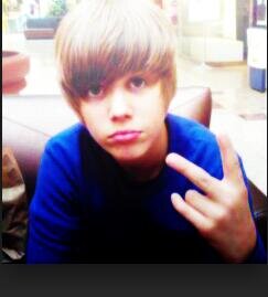 PriinceBiieber's profile picture. [justin's voice] Don't mess with beliebers ✌