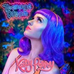 Adoro las música de Katy Perry desde 2010.