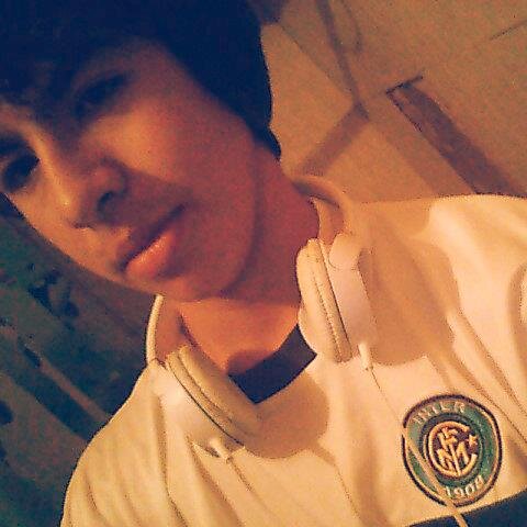 cuando estoy con vos no me falta nada nacimos para estar juntos te amo :3 http://t.co/2L8xAQeHTA