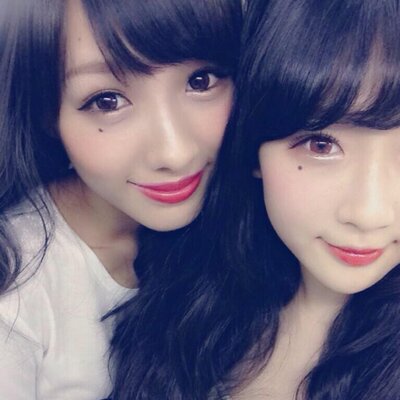 えん Yulayula8 ゆらゆら可愛い ゆらゆらがつけてるのヘアピンどこで買ったの 私も最近ヘアピンにハマってるの 2人ともpopがんばってね